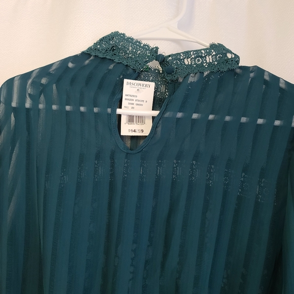 🆕️ Esmerald Green Long Sleeve Blouse - Picture 6 of 8